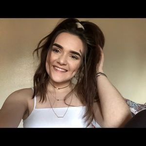 Meet your Posher, Abby